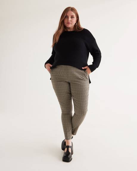 Plaid Skinny-Leg Savvy Pant - PENN. Essentials