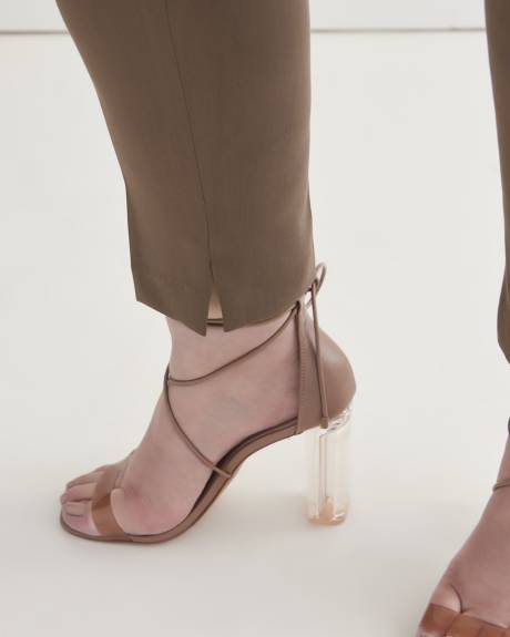 Pantalon à jambe fuselée
