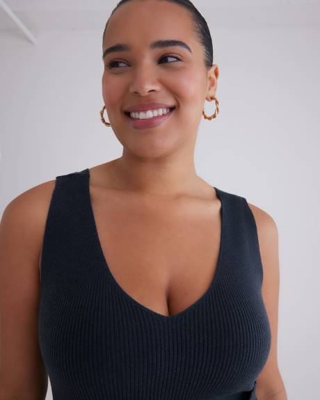 Camisole courte en tricot côtelé à encolure en V