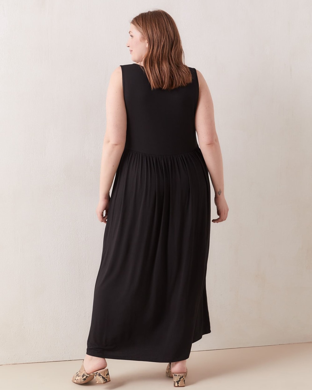 Solid Sleeveless Maxi Dress With V-Neck - In Every Story | Penningtons