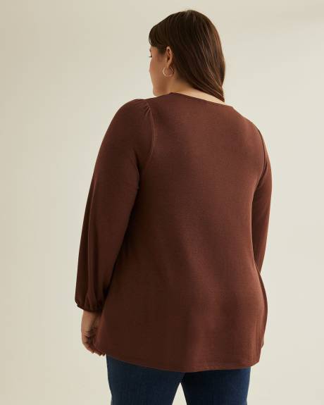 Long Ballon Sleeve Swing Knit Top
