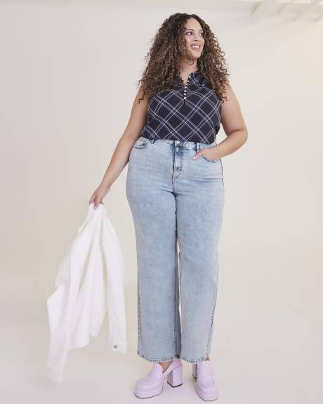 Jean à jambe évasée et taille haute, coupe galbée, délavé à l'acide, tissu responsable - d/C Jeans
