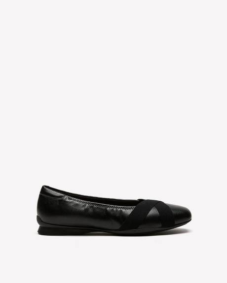Wide Width, Jazmynn Gem Leather Shoe - Clarks