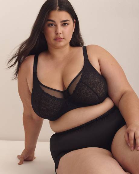 Black Unlined Underwire Bra with Crisscross Lace - Déesse Collection