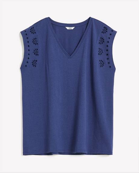 Sleeveless V-Neck Knit Top with Embroidery
