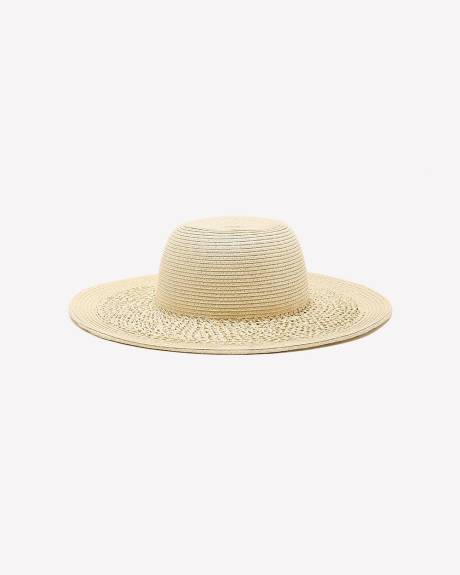 Wide Rim Textured Straw Hat