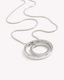 Collier long avec pendentif en forme de cercle