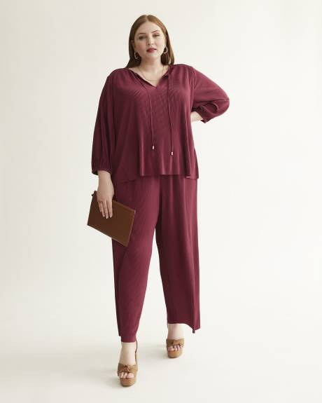 Cropped Wide-Leg Pleated Pull-On Pant