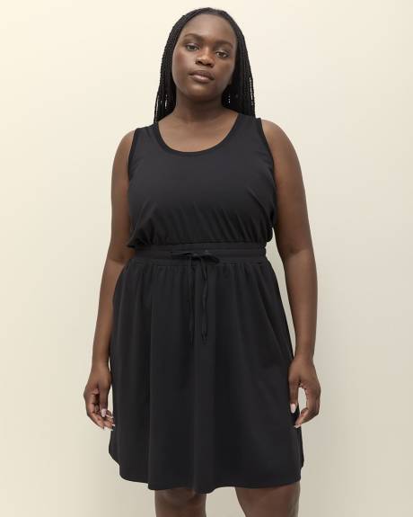Robe sans manches à taille cintrée, tissu responsable - Active Zone