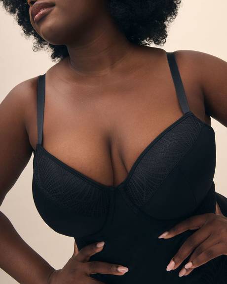 Maillot de corps sexy noir en dentelle, avec armatures - Déesse Collection