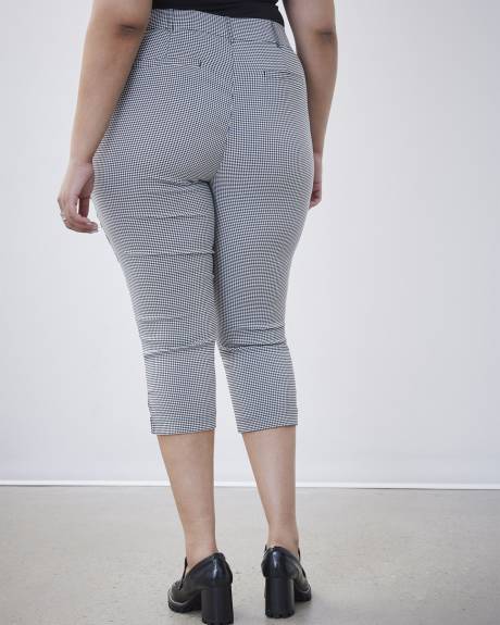 Pantalon capri carreauté, coupe ingénieuse