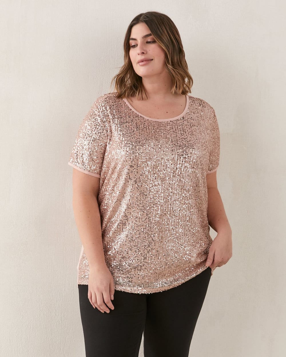 Knit Top With Sequins At Front - In Every Story