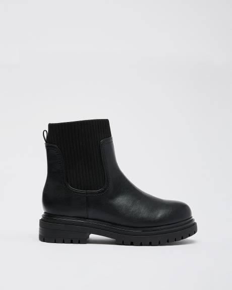 Extra Wide Width, Casual Bootie with Ribbed Detail