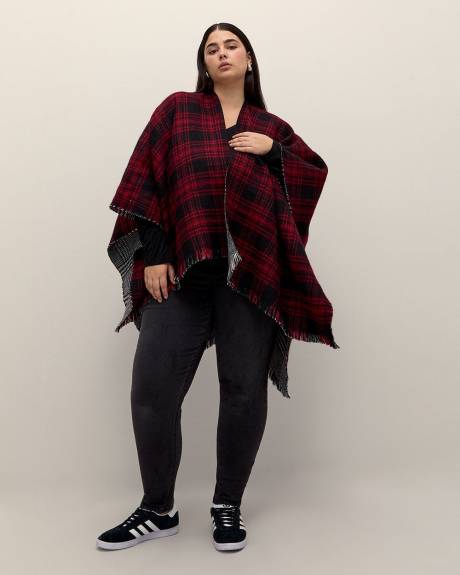 Reversible Prince of Wales Plaid Cape