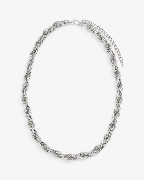 Collier court à grosse chaîne torsadée
