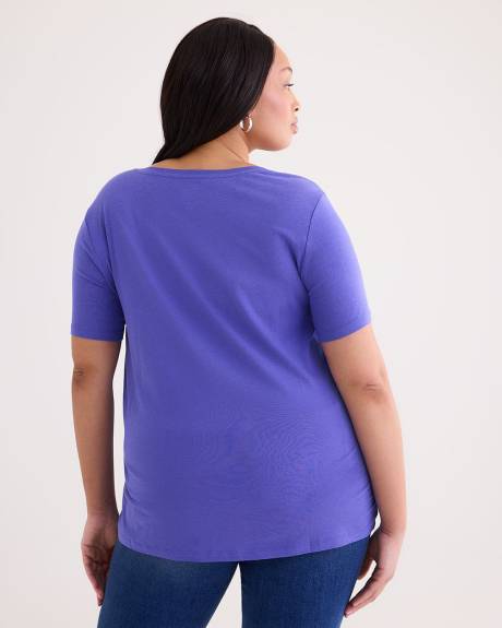 Boyfriend Fit Scoop-Neck T-Shirt - PENN. Essentials