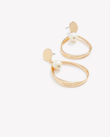 Tear Drop Hoop Earrings with Pearl