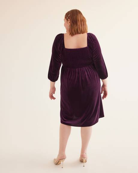 Robe en velours à col en V croisé plissé