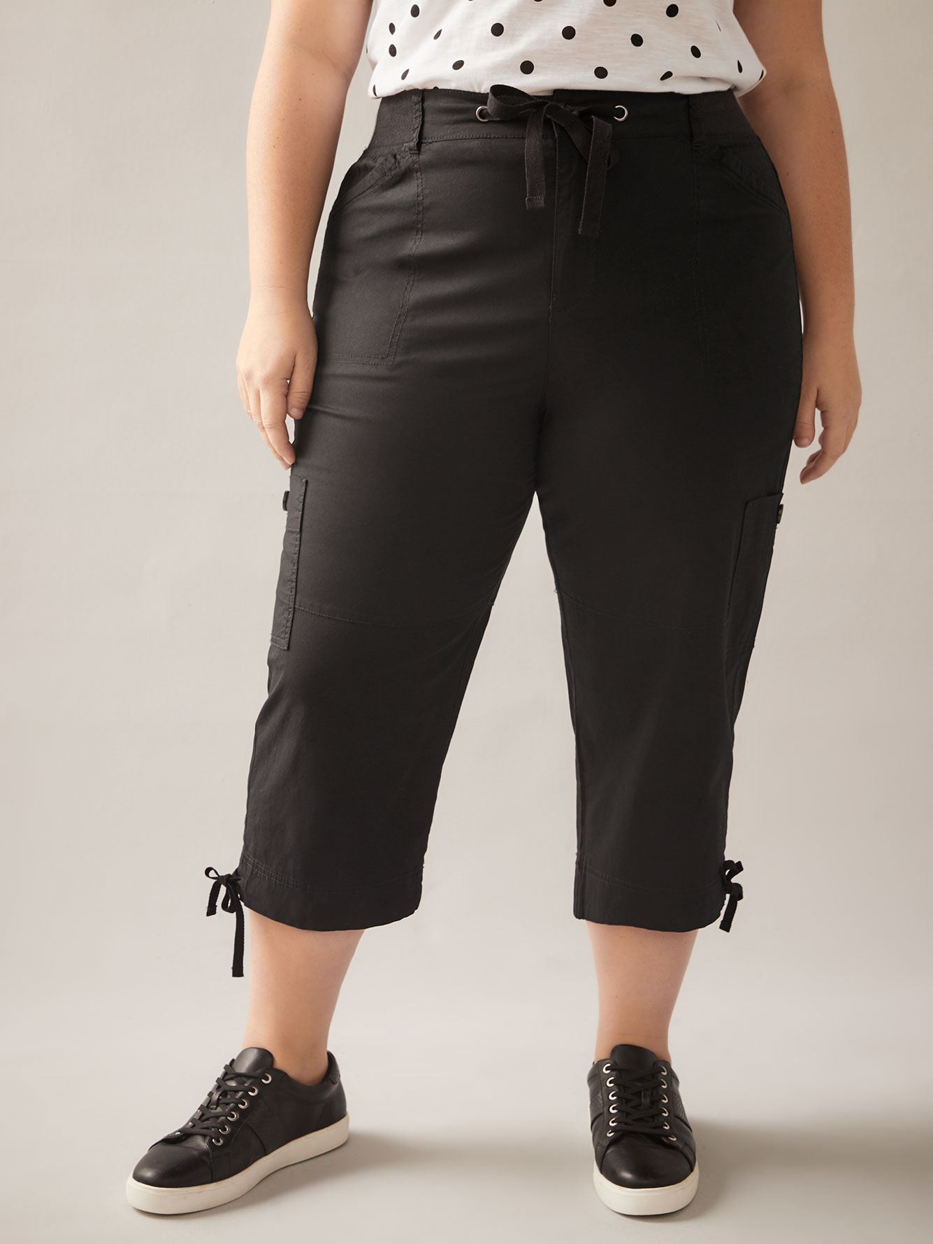 black cargo capri pants womens