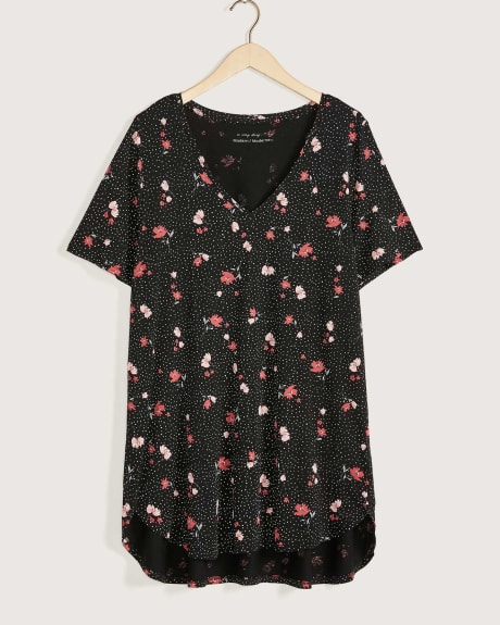 Modern Fit V-Neck Tunic - In Every Story