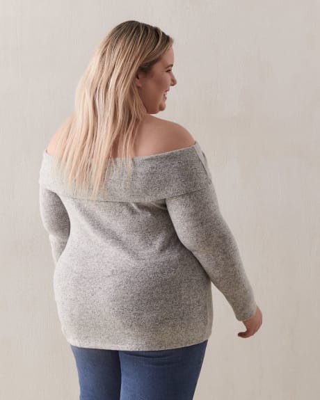 Long-Sleeve Off-Shoulder Knit Top - In Every Story