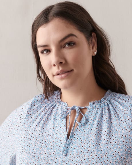 Printed V-Neck Knit Top With Keyhole - In Every Story