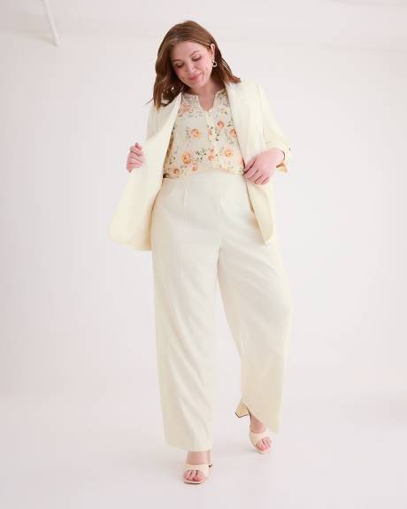 Wide-Leg Fluid Pant