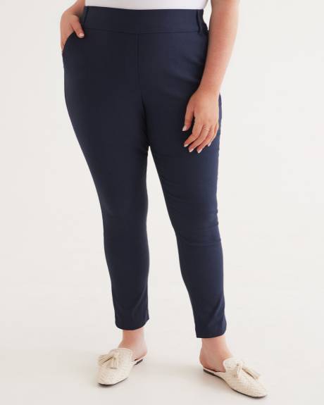 Responsible, Navy Skinny-Leg Savvy Pant - PENN. Essentials