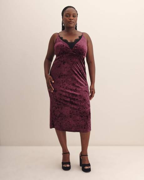 Responsible, Sleeveless Midi Dress with Laced V-Neck - Addition Elle