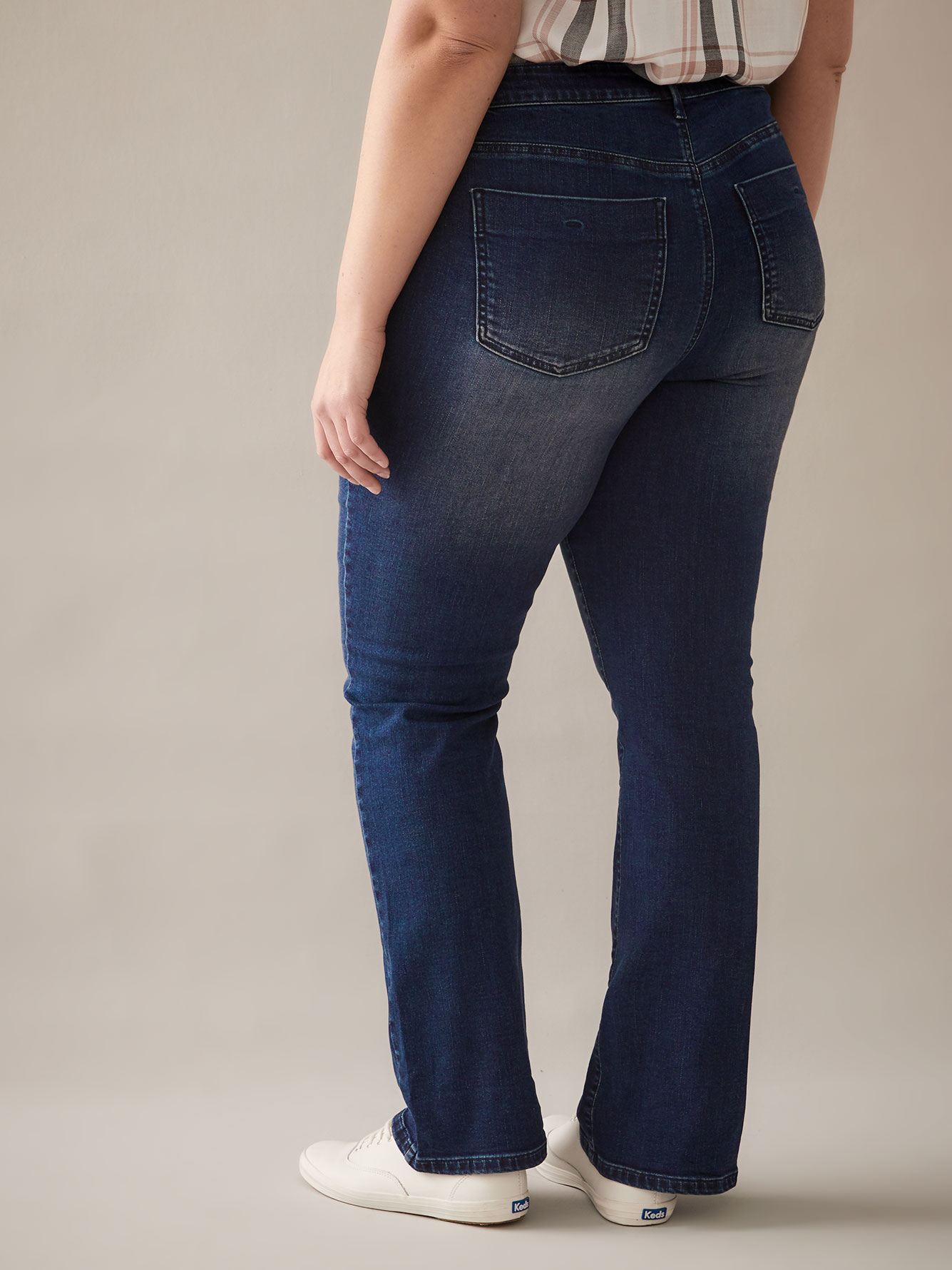 Jean bleu foncé mi-évasé - d/C JEANS | Penningtons
