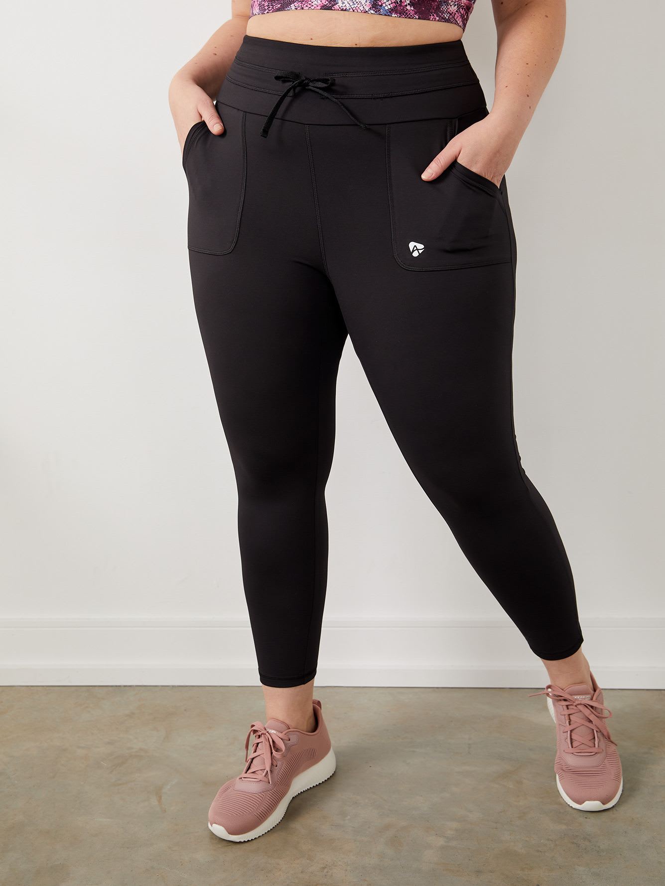 Leggings With Drawstring Waist and Pockets - Active Zone