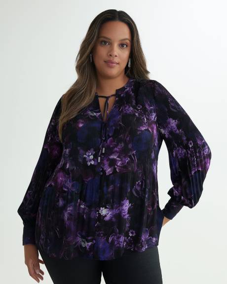 Responsible, Buttoned-Down Pleated Swing Blouse