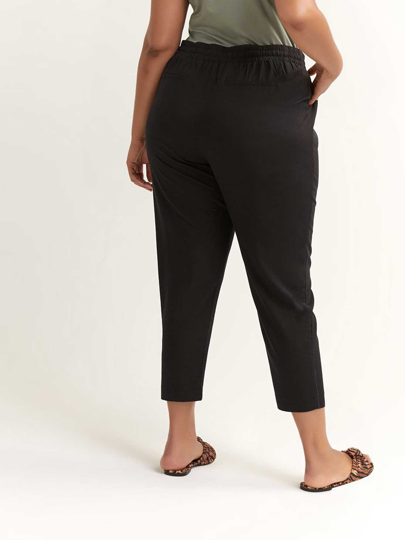 Ankle Pant with Elastic Waist and Tassels In Every Story Penningtons