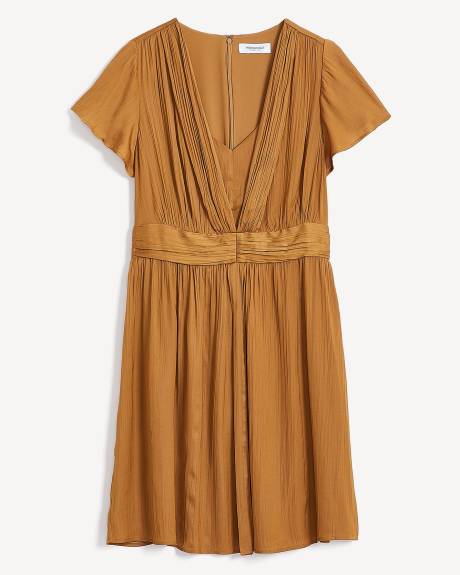 Robe courte texturée à manches à volants - Addition Elle
