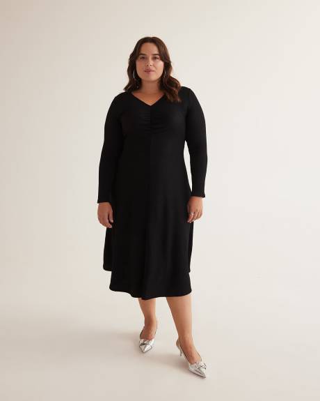 Robe mi-longue en tricot texturé