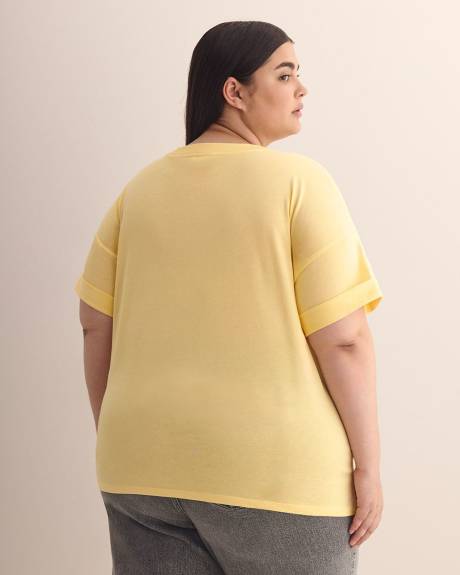 Boxy Short-Sleeve Crewneck T-Shirt - PENN. Essentials