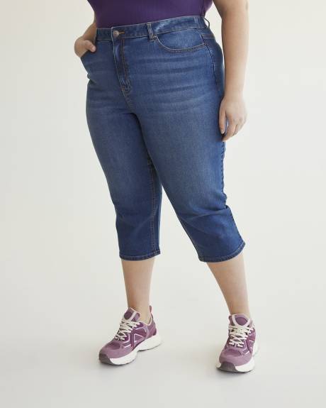 Responsible, Curvy-Fit Denim Capri, Medium or Light Wash - d/C JEANS