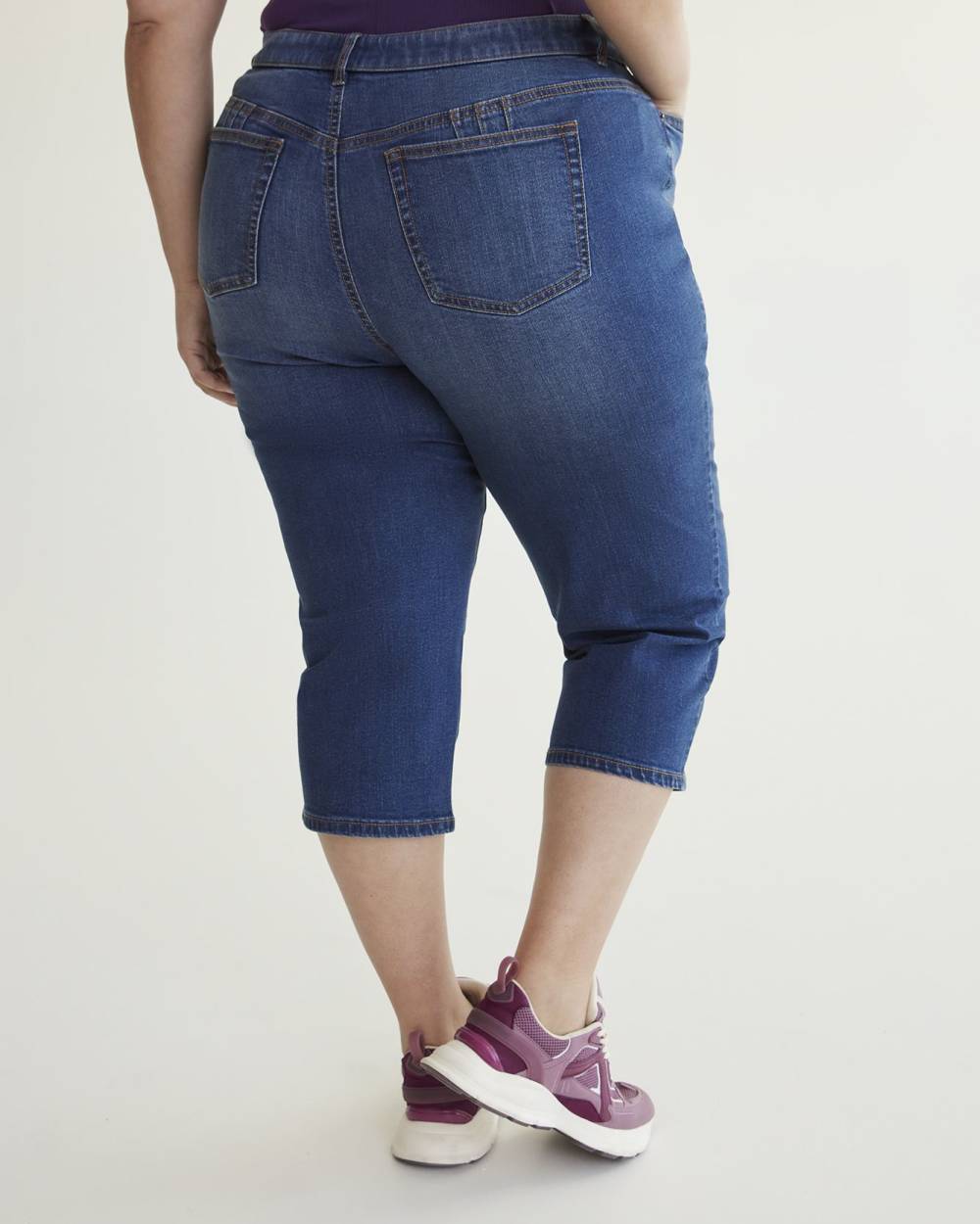 Curvy fit capri jeans discount