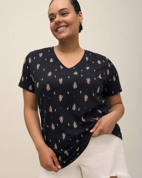 Boyfriend-Fit Short-Sleeve V-Neck Tee