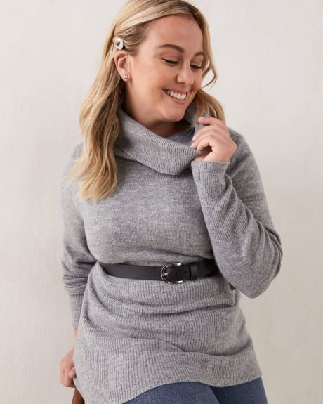 Tunic Sweater With Cowl Neck And Stitch Details - In Every Story