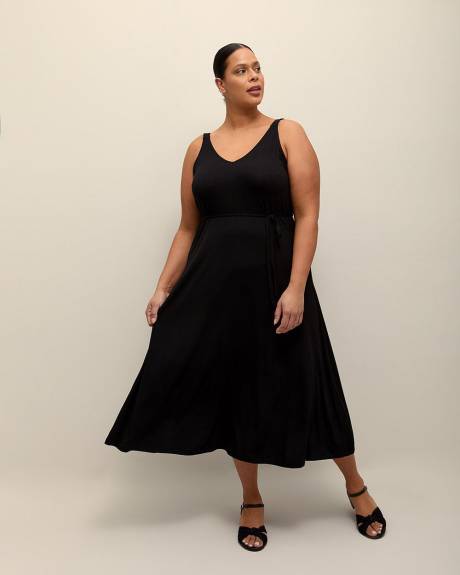 Robe longue évasée sans manches avec ceinture, tissu responsable