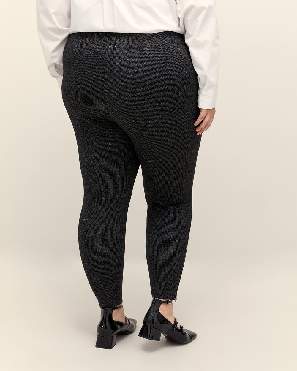 Legging a zip outlet