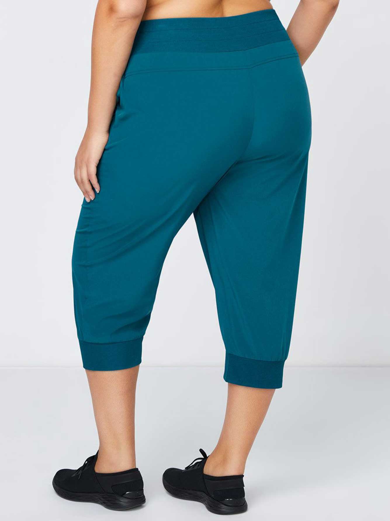 plus size capri jogger pants