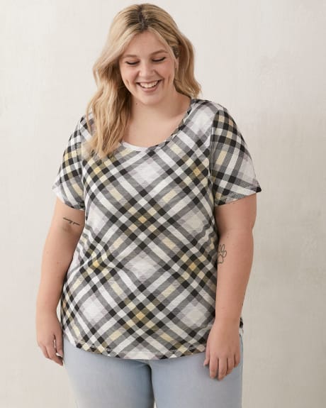 Printed Crew-Neck Curvy Tee - In Every Story