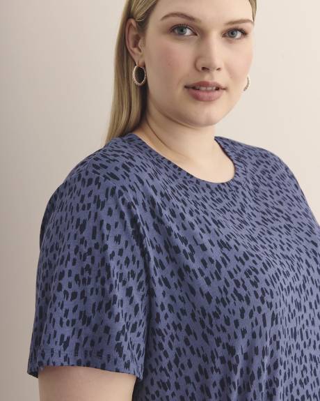 Boyfriend-Fit Short-Sleeve Crewneck T-Shirt - PENN. Essentials