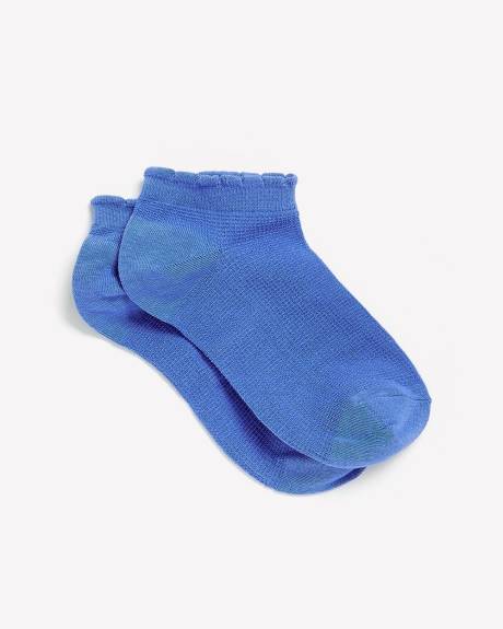 Lettuce-Edge Waffle Knit Ankle Socks