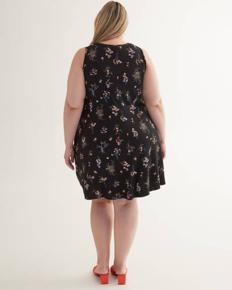Responsible, Sleeveless Swing Knit Dress