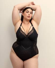 Maillot de corps sexy noir en dentelle, avec armatures - Déesse Collection