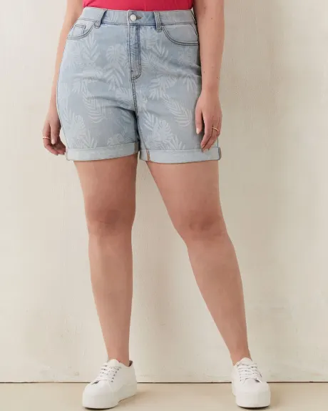 Responsible, Curvy Fit Printed Rolled Cuff Denim Shorts, Light Wash - d/C JEANS