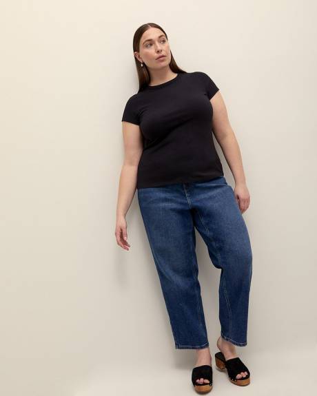 Short-Sleeve Bodycon T-Shirt - Addition Elle - PENN. Essentials